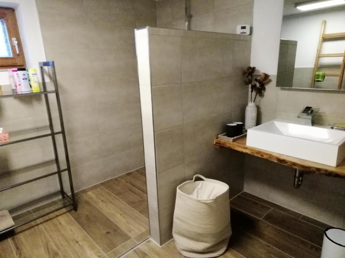 Ferienwohnung Blockhaus Juka Vinningen Экстерьер фото