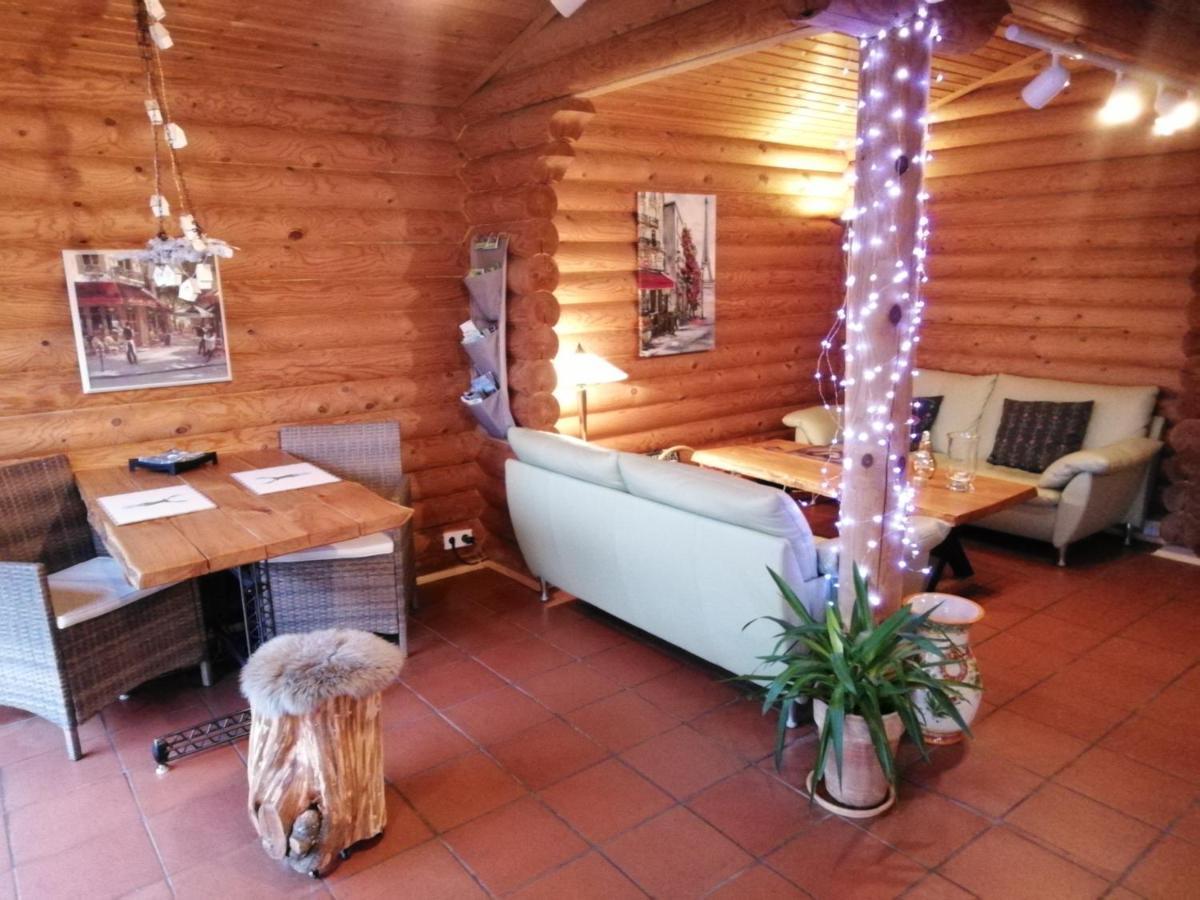 Ferienwohnung Blockhaus Juka Vinningen Экстерьер фото