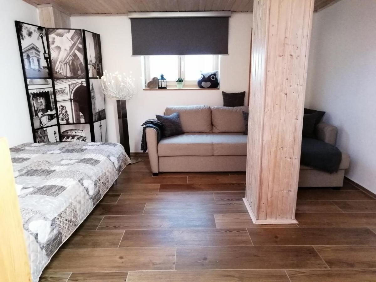 Ferienwohnung Blockhaus Juka Vinningen Экстерьер фото